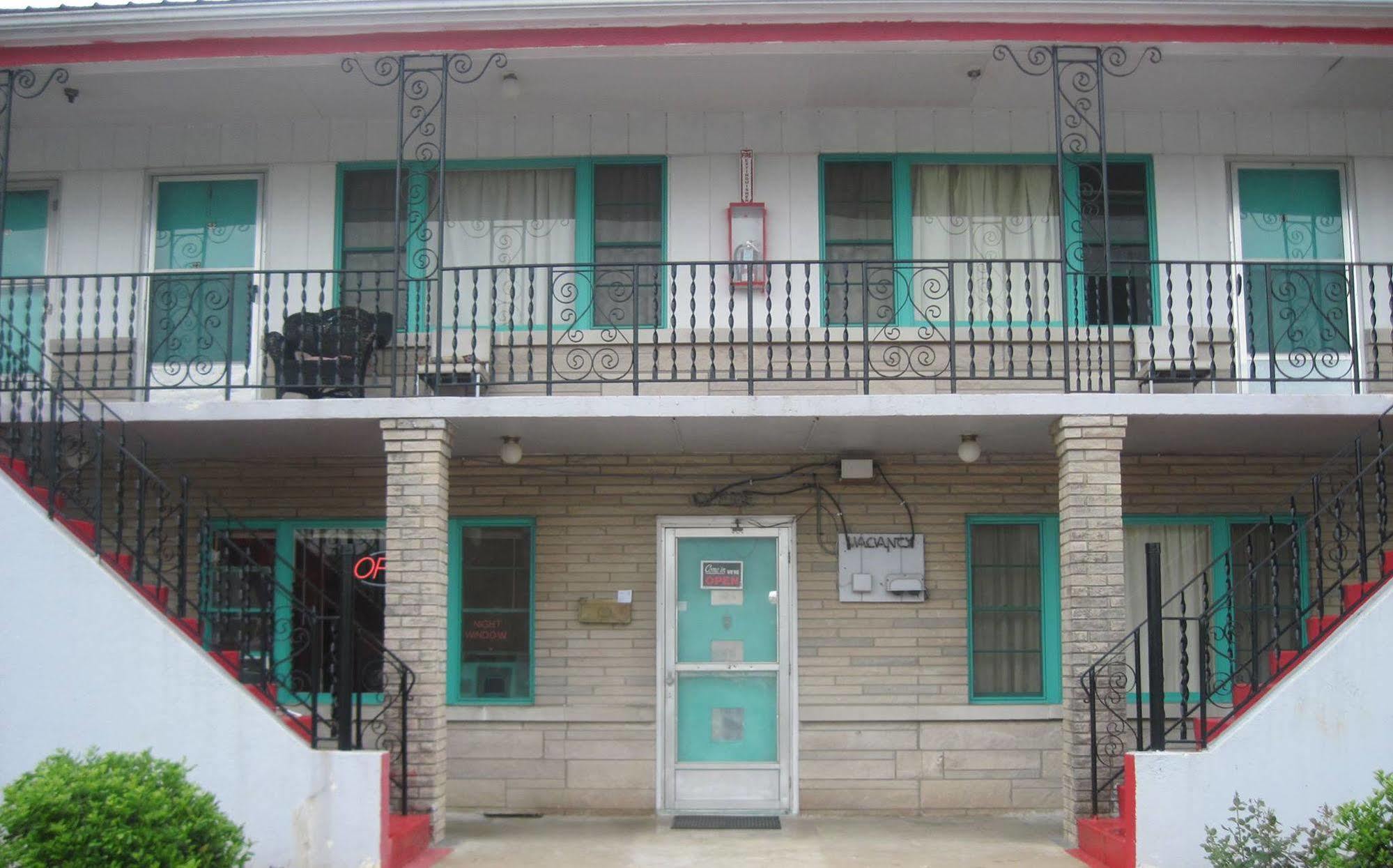Horse Cave Motel מראה חיצוני תמונה